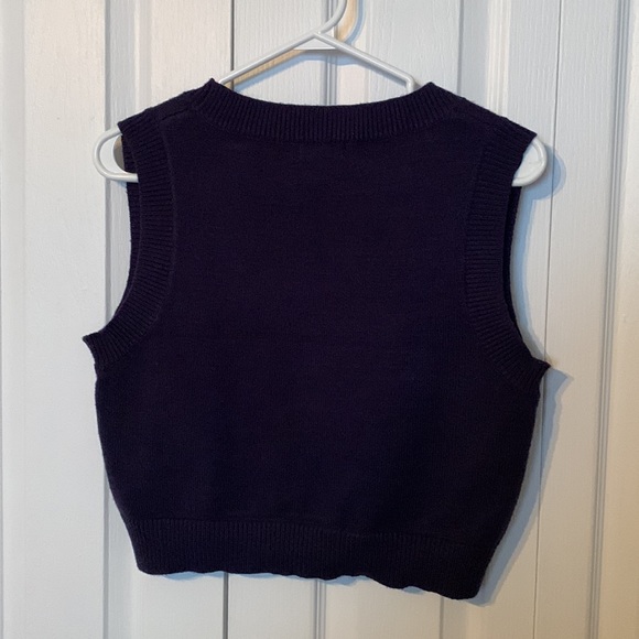 Navy Blue Argyle Cropped Sweater Vest - Picture 4 of 4